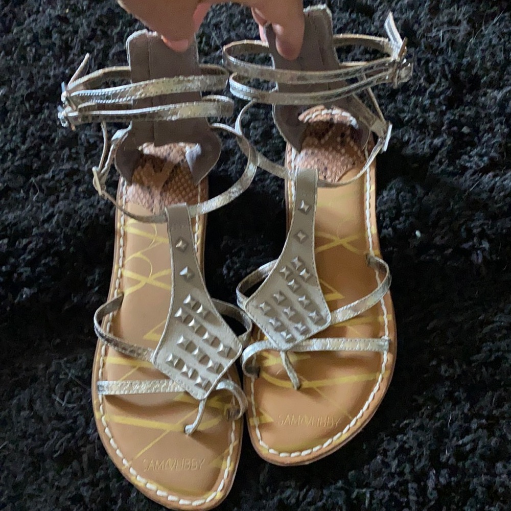 Sam & Libby Silver Snake Skin Pattern
